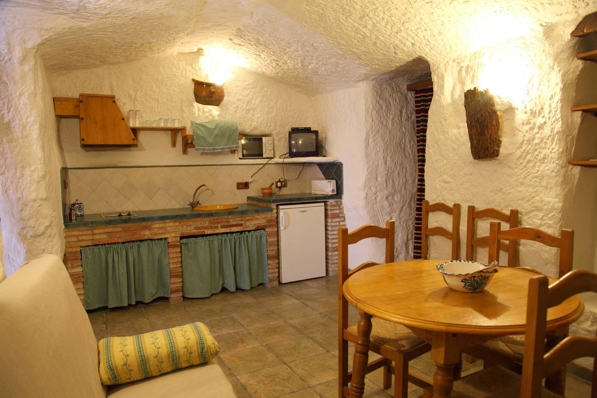 Cuevas La Atalaya Apartment Huescar Exterior photo